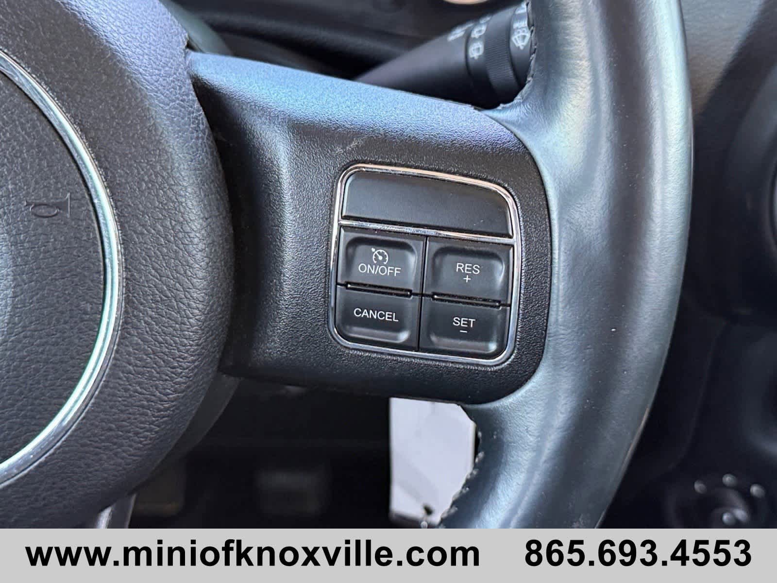 Used 2015 Jeep Wrangler Unlimited Rubicon w/ Dual Top Group AWD/4WD image 19