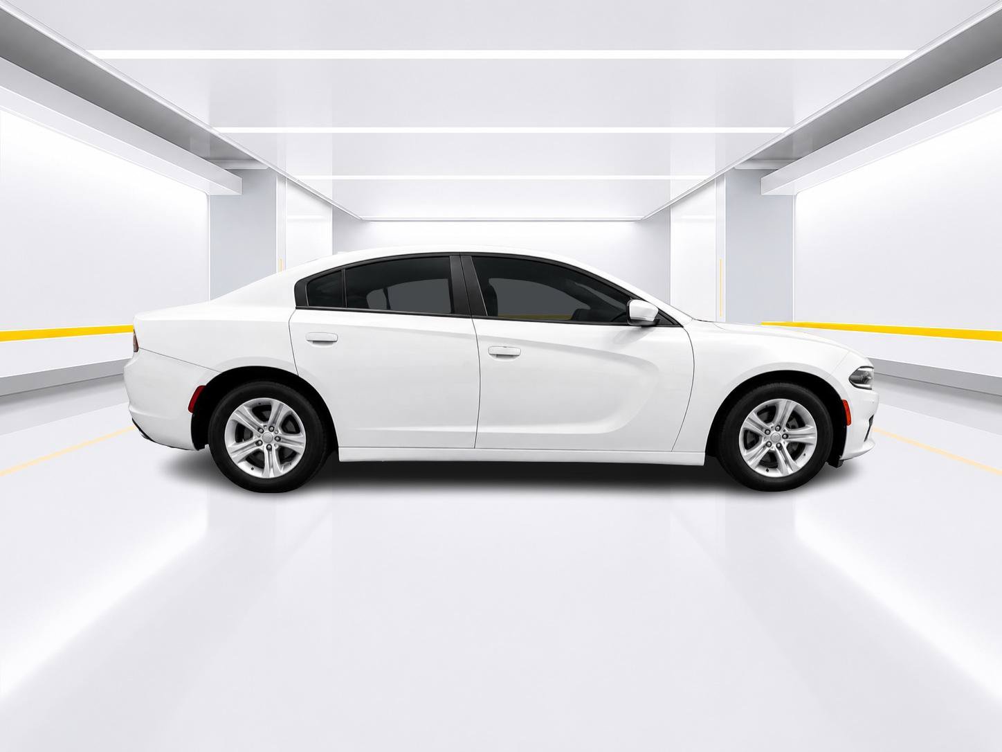 Used 2019 Dodge Charger SXT RWD image 6
