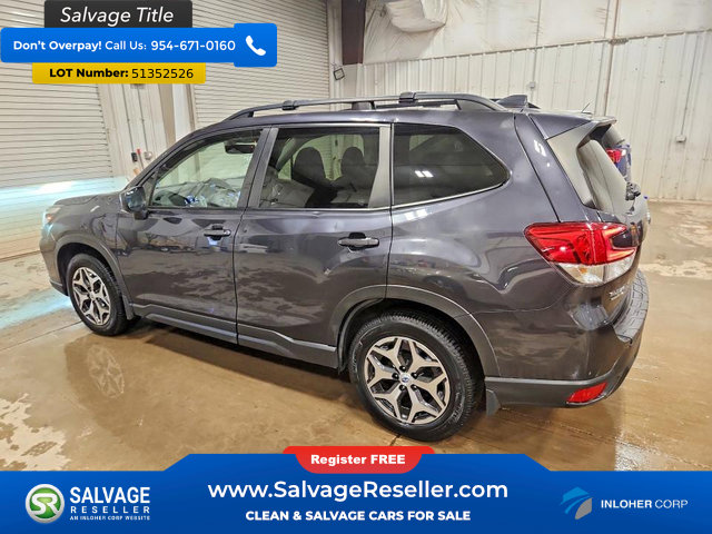 Used 2019 Subaru Forester Premium w/ All-Weather Package AWD/4WD image 3