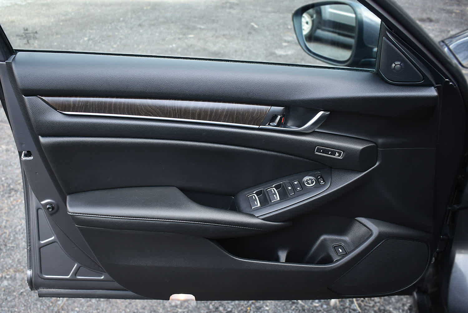 Used 2021 Honda Accord EX-L image 26