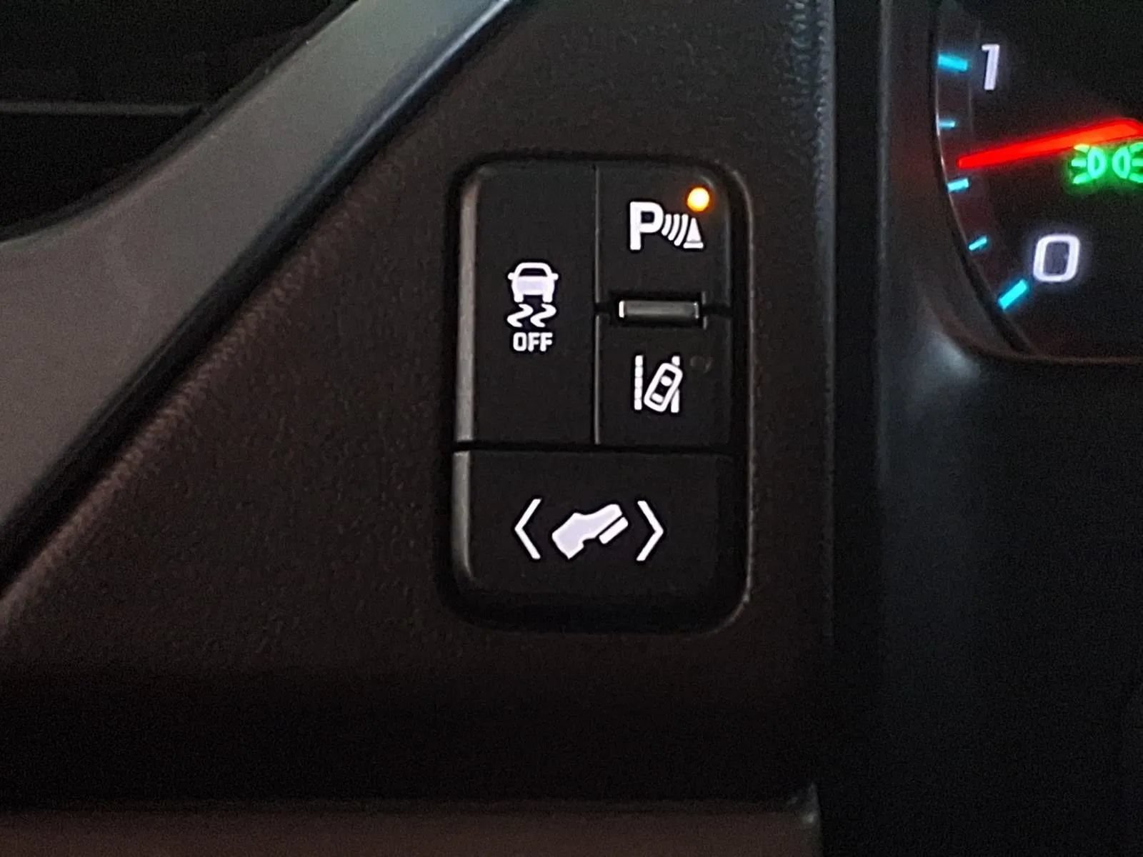 Used 2015 Chevrolet Tahoe LT w/ Max Trailering Package AWD/4WD image 27