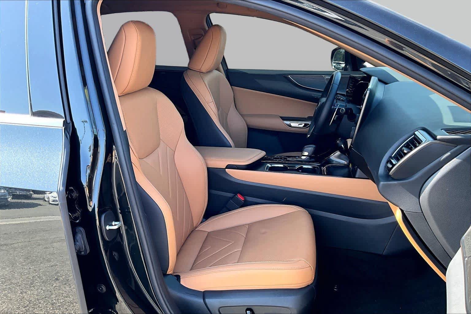 Certified 2025 Lexus NX 450h+ AWD w/ Accessory Package (Z1) image 8