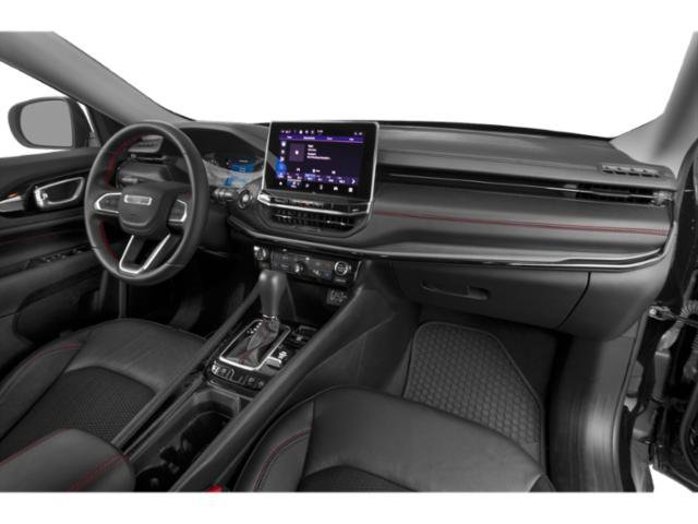 Used 2022 Jeep Compass Trailhawk w/ Trailhawk Elite Group AWD/4WD image 18