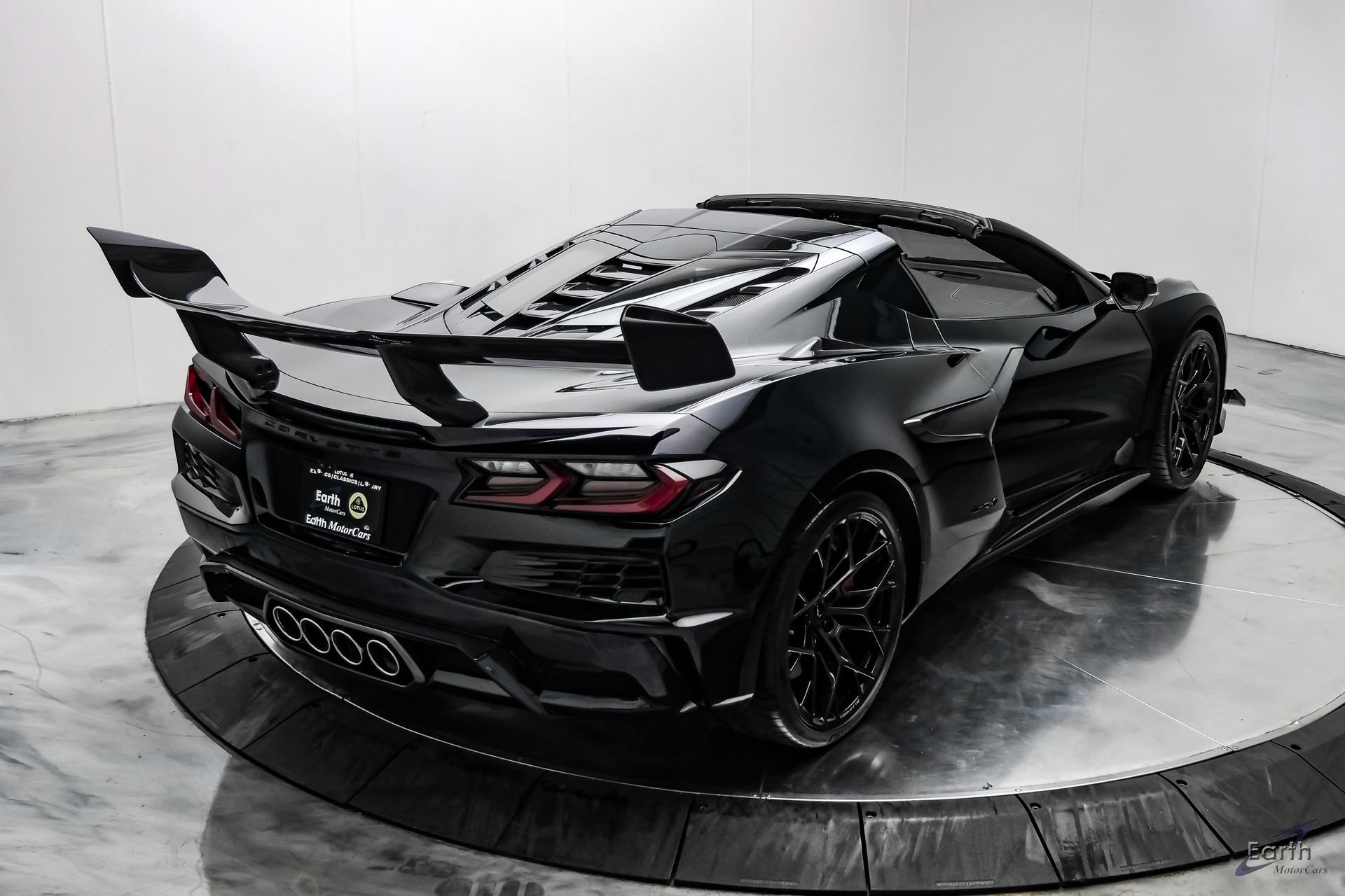 Used 2026 Chevrolet Corvette ZR1 w/ ZR1 Carbon Fiber Aero Package RWD image 24