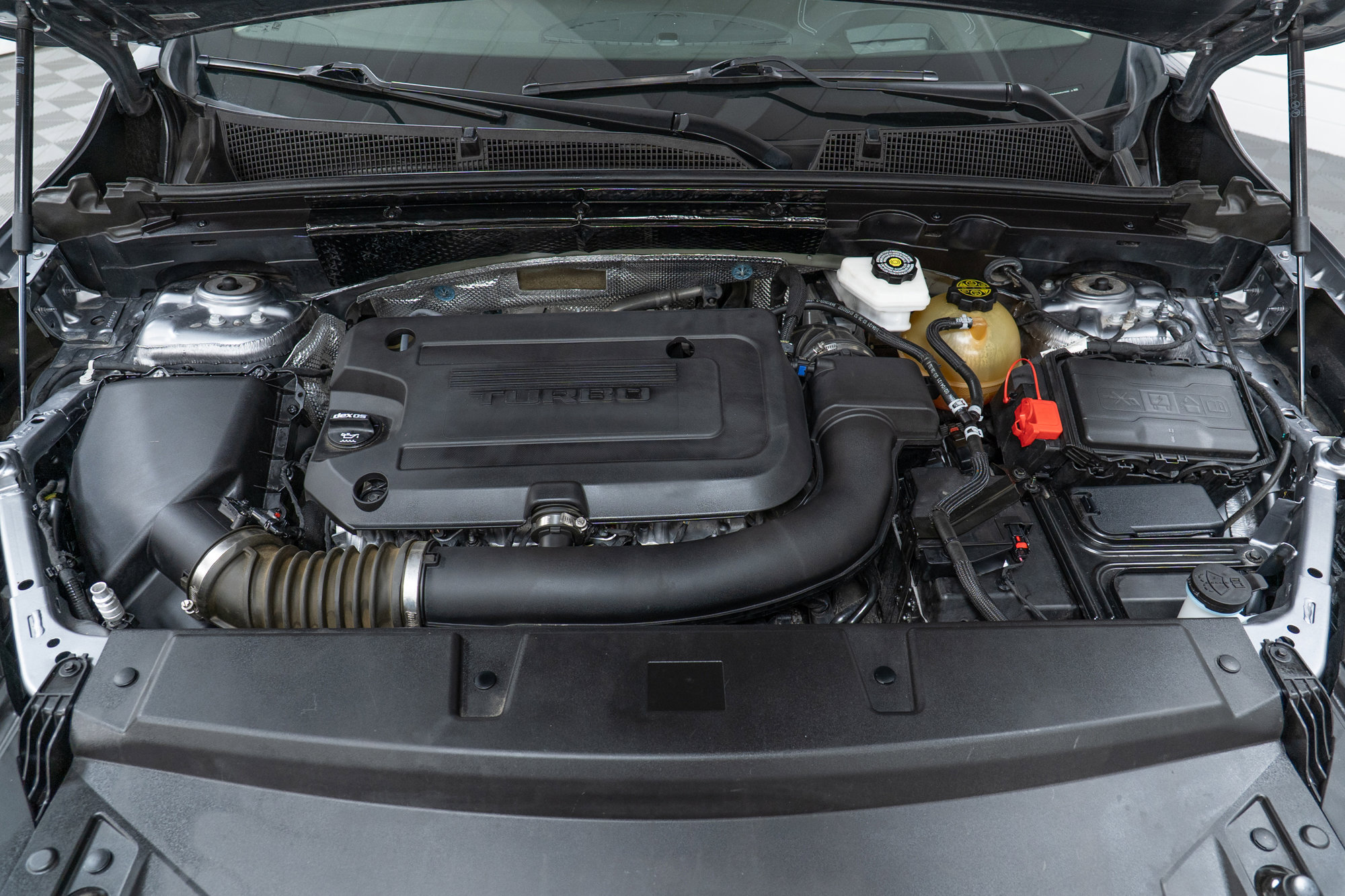 Used 2021 Buick Envision Essence w/ Technology Package I image 9