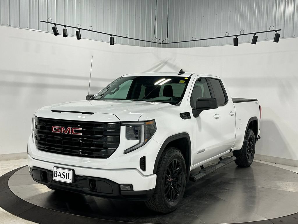 Used 2025 GMC Sierra 1500 Elevation AWD/4WD image 9