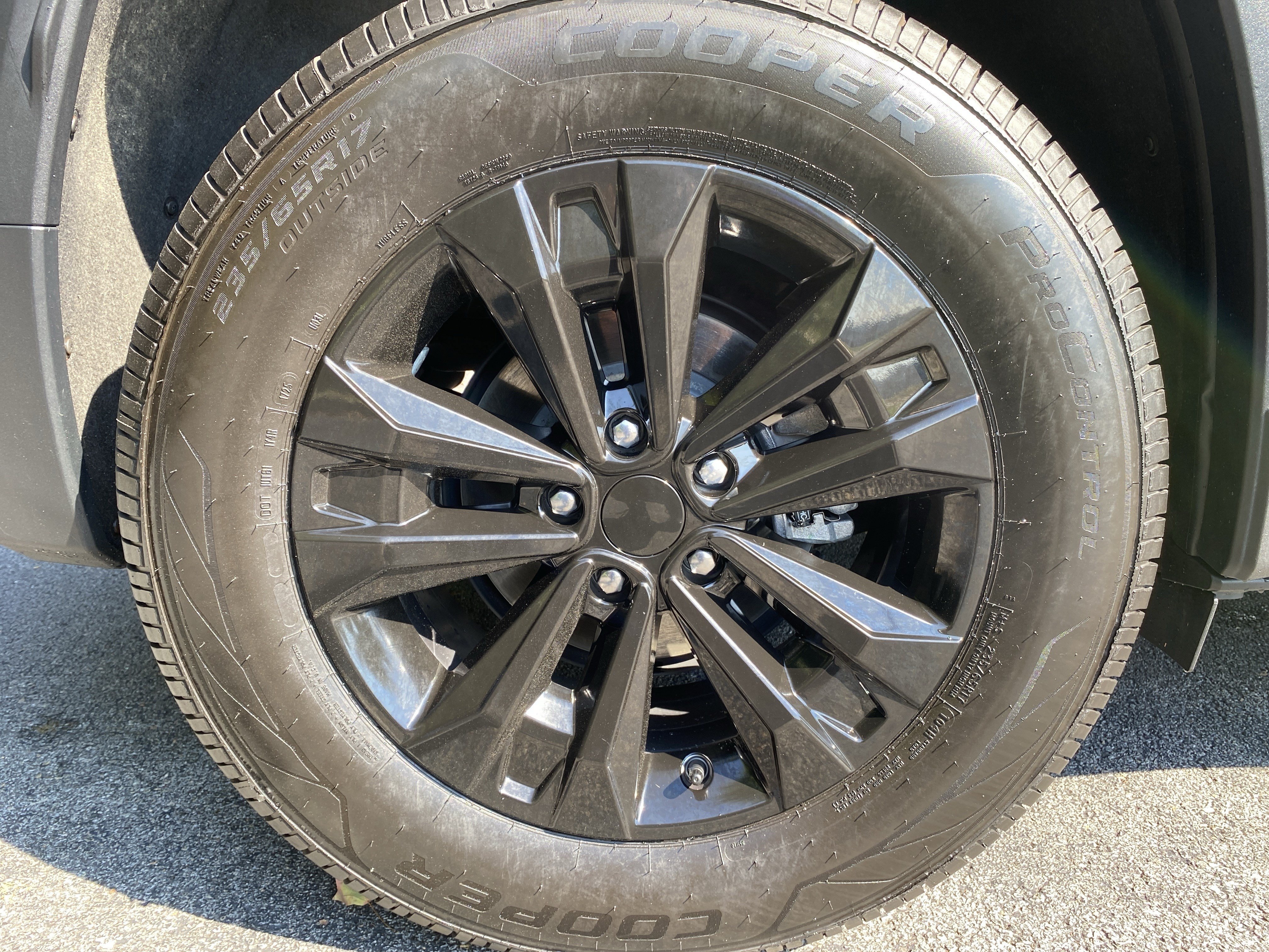 Used 2025 Chevrolet Equinox LT w/ Convenience Package II AWD/4WD image 40