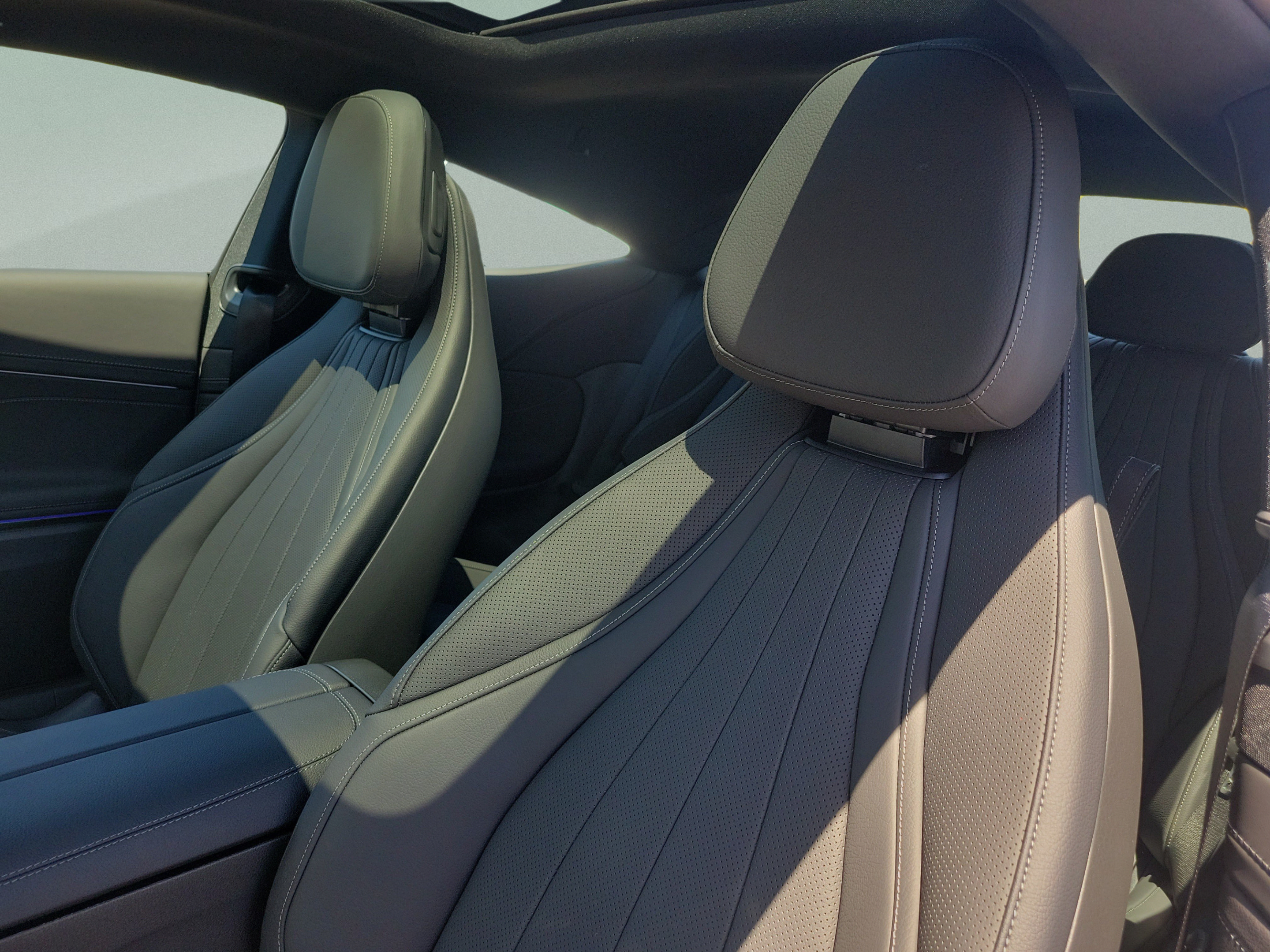 New 2026 Mercedes-Benz CLE 450 4MATIC Coupe image 8