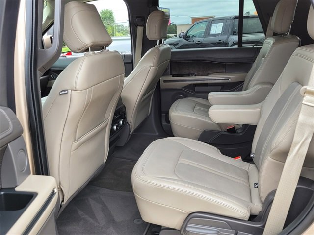 Used 2020 Ford Expedition Limited image 6