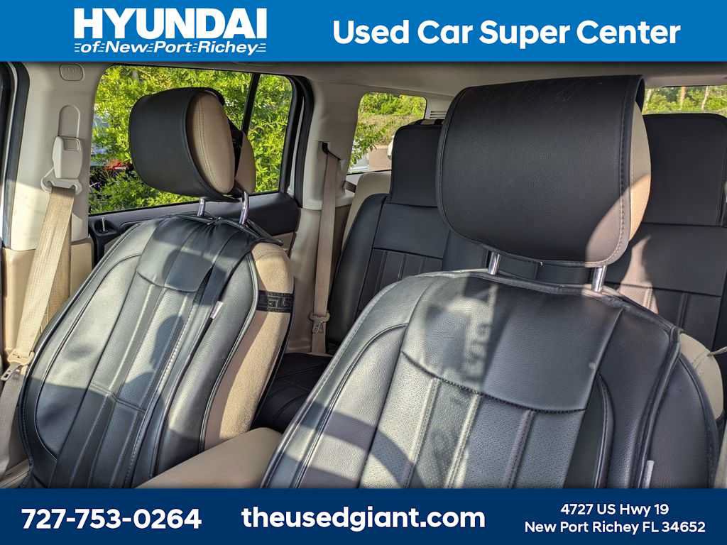 Used 2016 Jeep Patriot Latitude FWD image 3