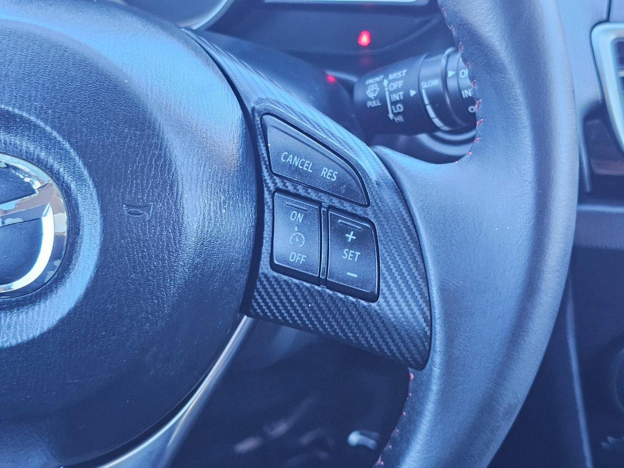 Used 2014 MAZDA MAZDA3 i Touring image 24