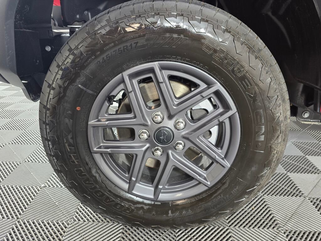 Used 2025 Jeep Wrangler Sport S image 12