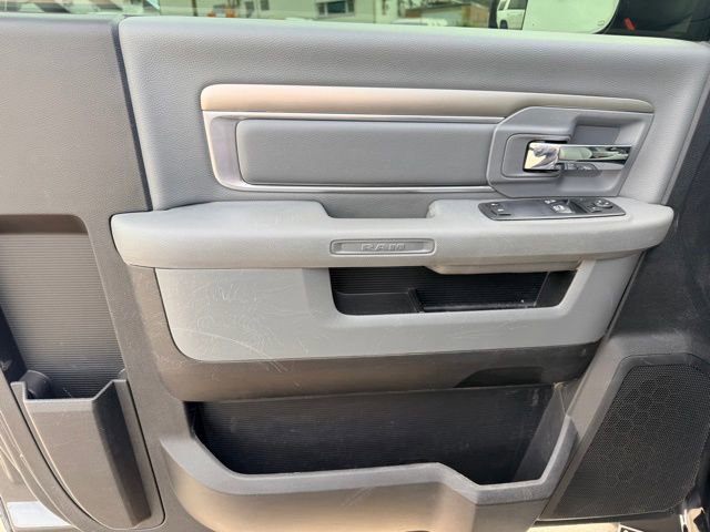 Used 2017 RAM 3500 Tradesman w/ Power & Remote Entry Group AWD/4WD image 16