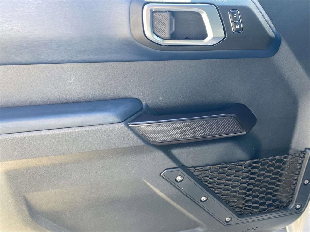 Used 2024 Ford Bronco Outer Banks image 19