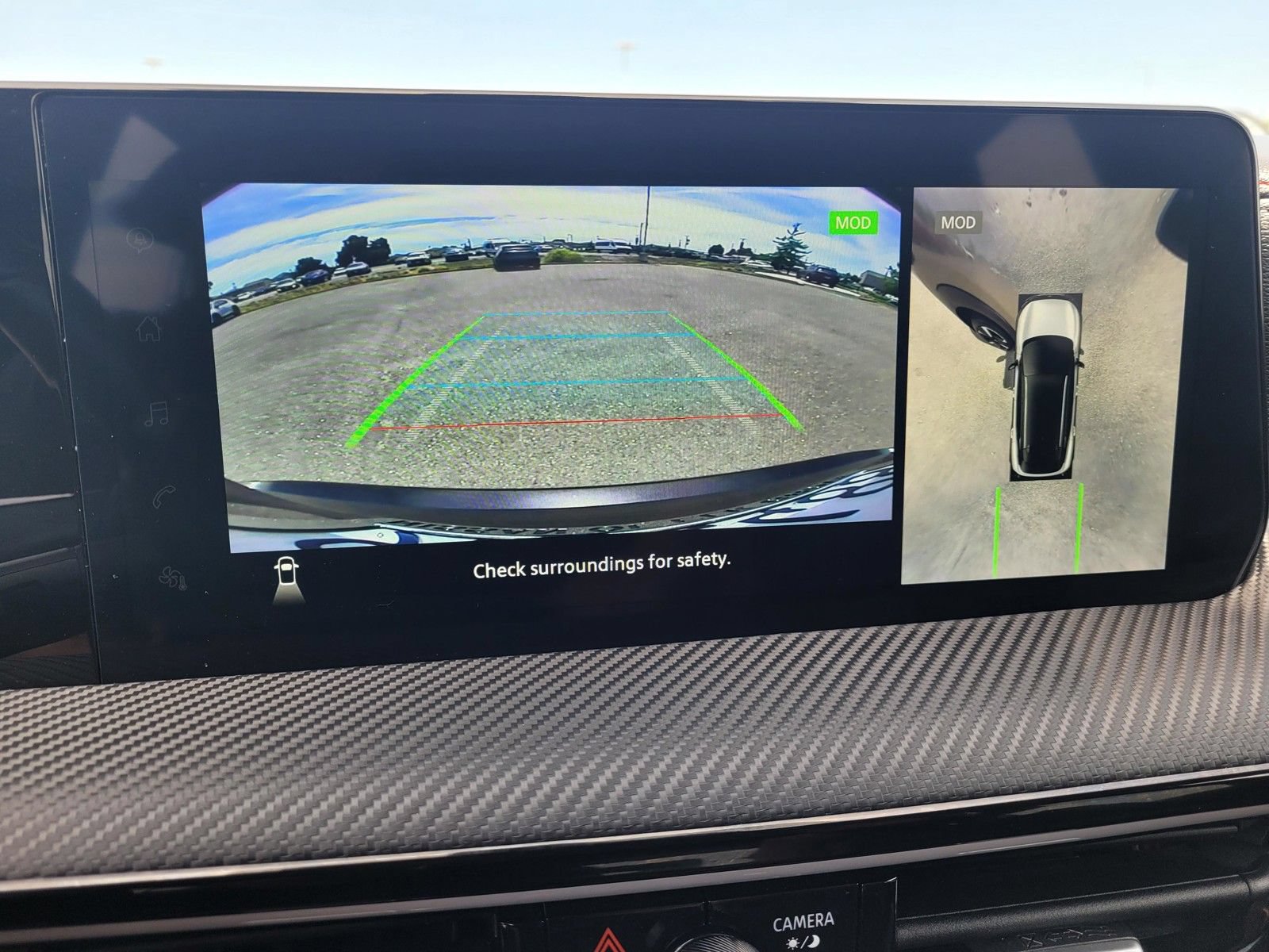 Used 2025 Nissan Kicks SR FWD image 13