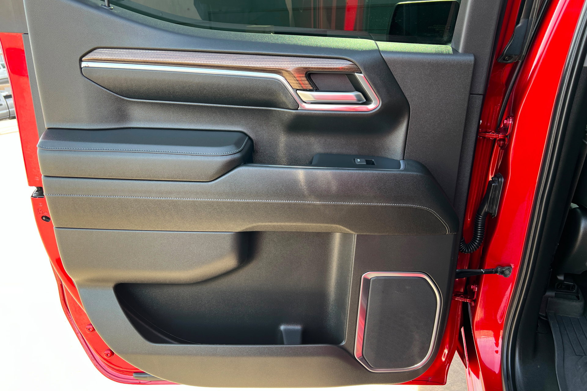 Certified 2023 Chevrolet Silverado 1500 LT Trail Boss w/ Convenience Package II image 19