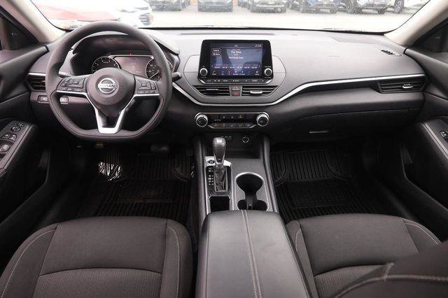 Used 2022 Nissan Altima 2.5 SV image 19