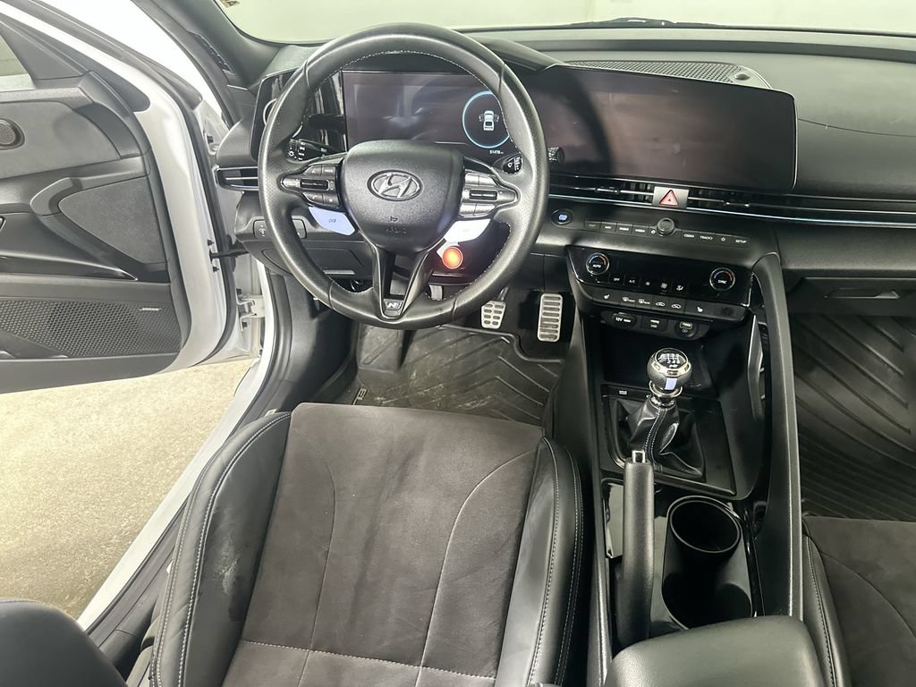 Used 2023 Hyundai Elantra N FWD image 17
