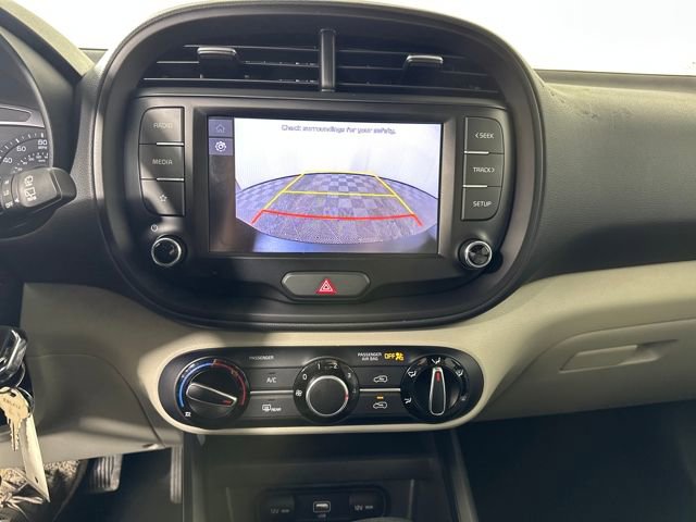 Used 2022 Kia Soul LX w/ Technology Package image 22
