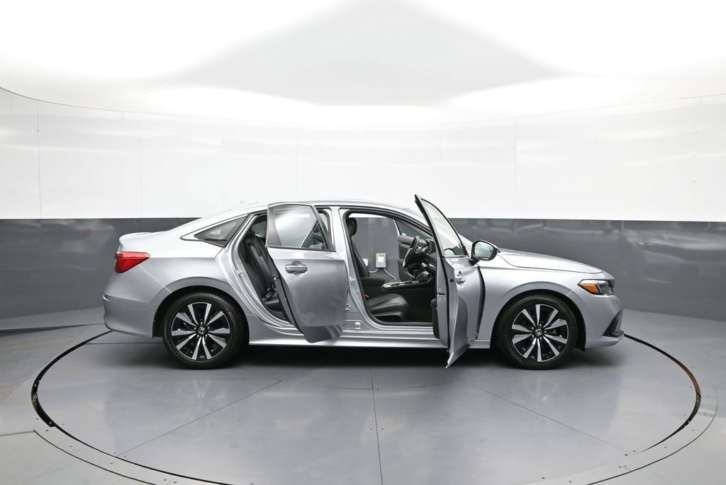 Used 2023 Honda Civic EX image 42