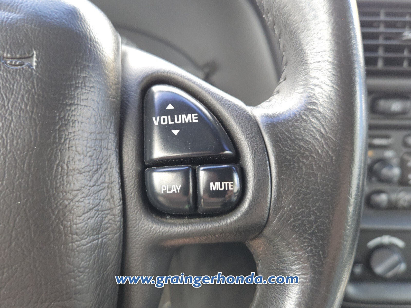 Used 2000 Chevrolet Camaro Z28 w/ SS Performance/Appearance Pkg RWD image 21