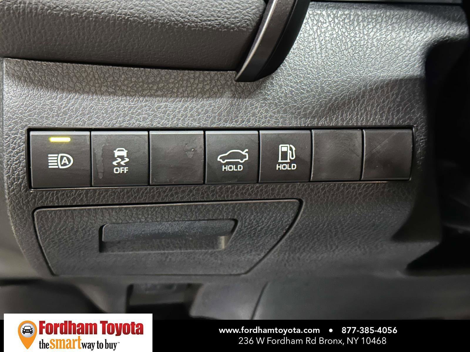 Used 2023 Toyota Camry LE w/ Convenience Package AWD/4WD image 17