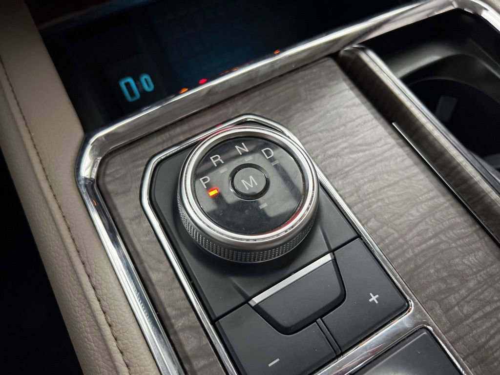 Used 2021 Ford Expedition Limited image 16