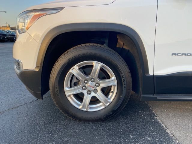 Used 2019 GMC Acadia SLE image 17
