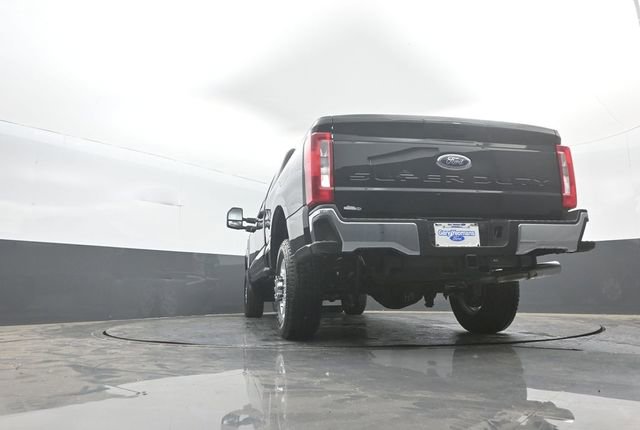 New 2026 Ford F350 XLT w/ FX4 Off-Road Package AWD/4WD image 35