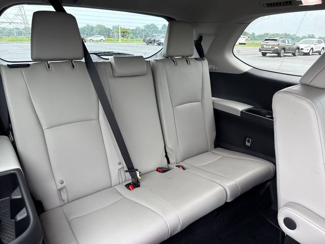 Certified 2024 Toyota Grand Highlander AWD image 16