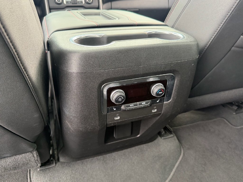 Used 2024 Chevrolet Suburban RST w/ Luxury Package RWD image 13