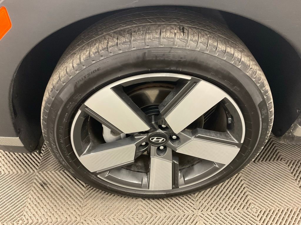 Used 2024 Hyundai Santa Fe Limited image 10
