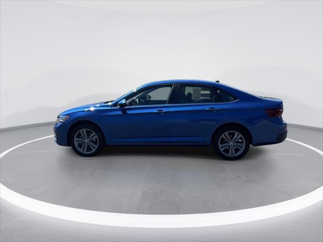 Certified 2024 Volkswagen Jetta SE w/ Panoramic Sunroof Package image 5