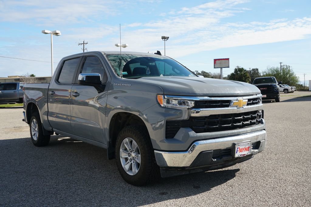 Used 2024 Chevrolet Silverado 1500 LT w/ Convenience Package II image 3