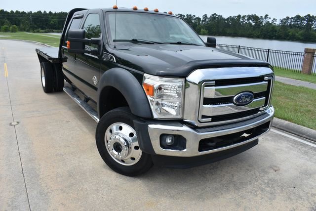 Used 2015 Ford F550 4x4 Crew Cab Super Duty w/ Lariat Interior Package image 2