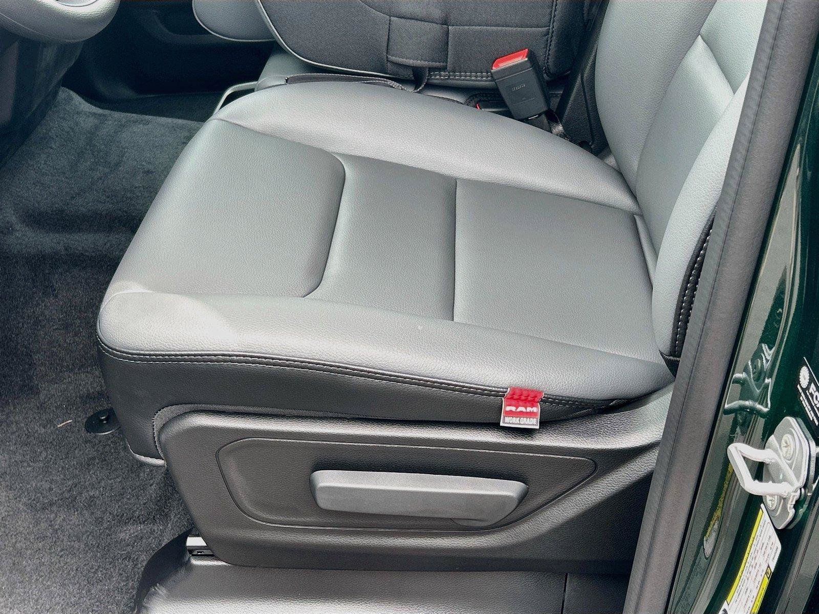 New 2026 RAM 1500 Tradesman AWD/4WD image 15