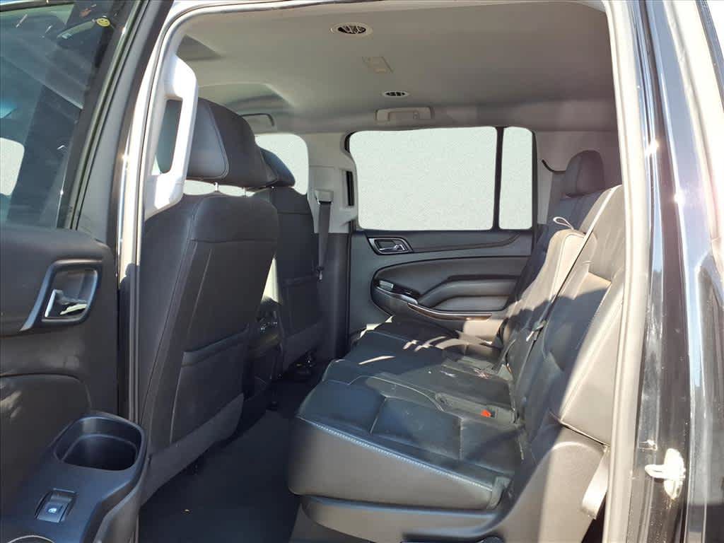 Used 2020 Chevrolet Suburban LT AWD/4WD image 10