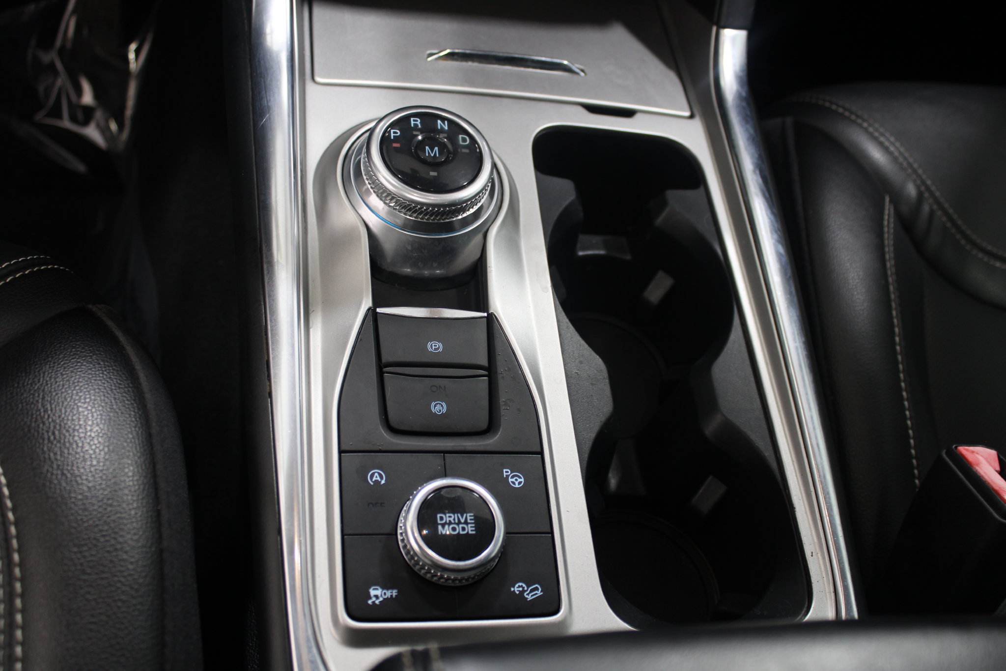 Used 2020 Ford Explorer ST w/ Premium Technology Package AWD/4WD image 29
