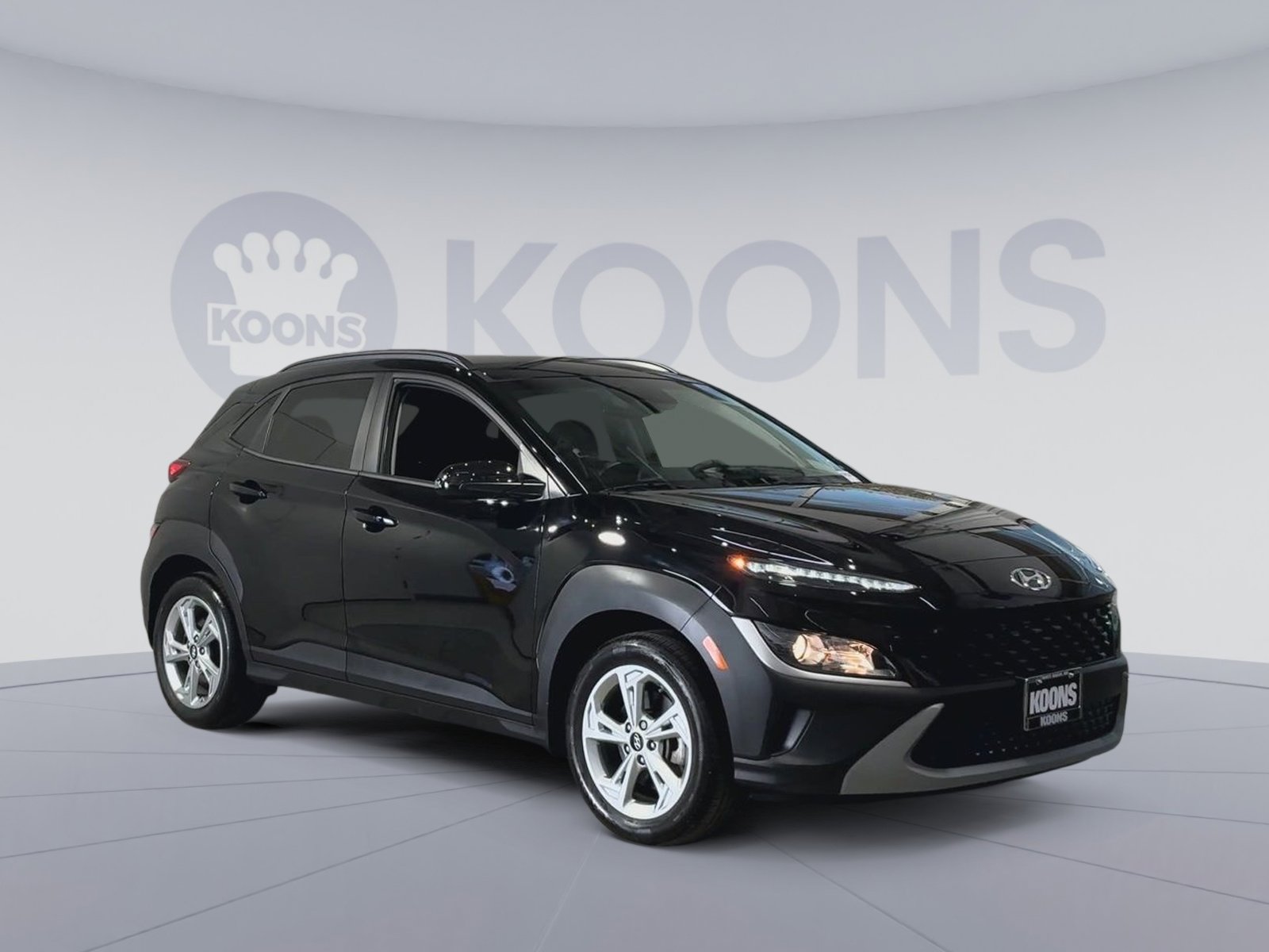 Used 2023 Hyundai Kona SEL AWD/4WD image 2
