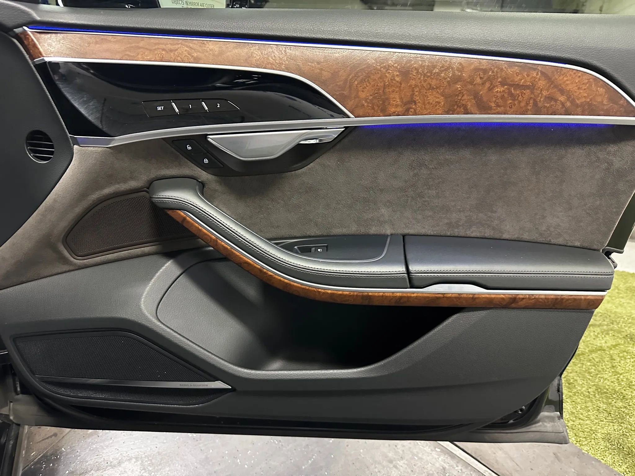 Used 2020 Audi A8 L 4.0T image 27