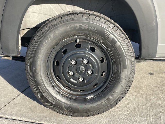 Used 2023 RAM ProMaster 2500 w/ Driver Convenience Group image 10