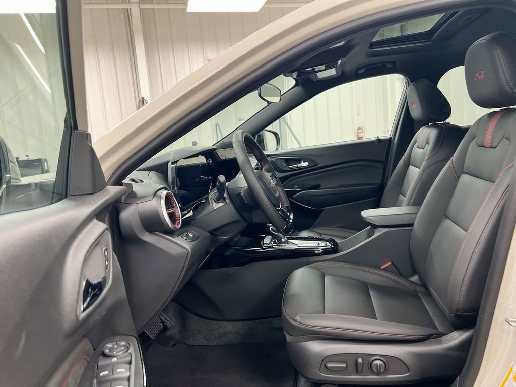 New 2026 Chevrolet Trax RS w/ Sunroof Package image 20