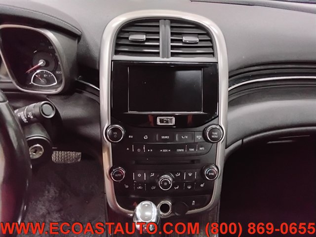 Used 2016 Chevrolet Malibu LTZ FWD image 12