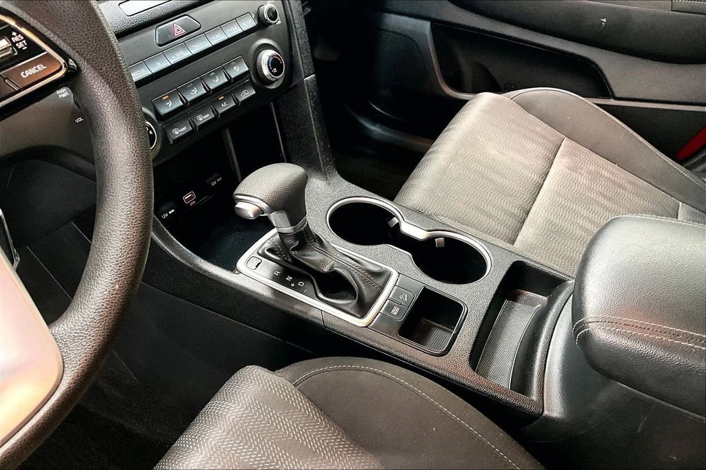 Used 2021 Kia Sportage LX image 17