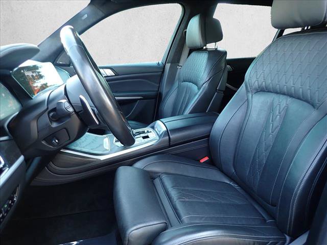 Used 2020 BMW X7 M50i AWD/4WD image 14