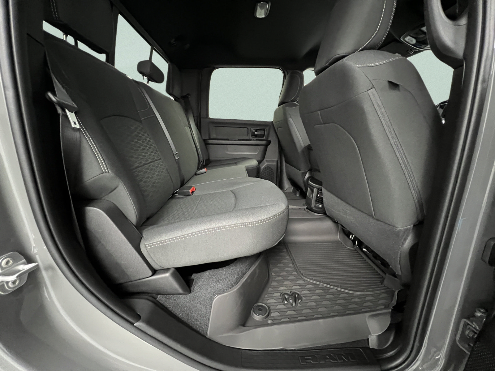 New 2027 RAM 2500 Tradesman AWD/4WD image 32