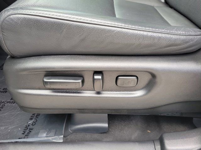 Used 2025 Honda Passport EX-L image 16