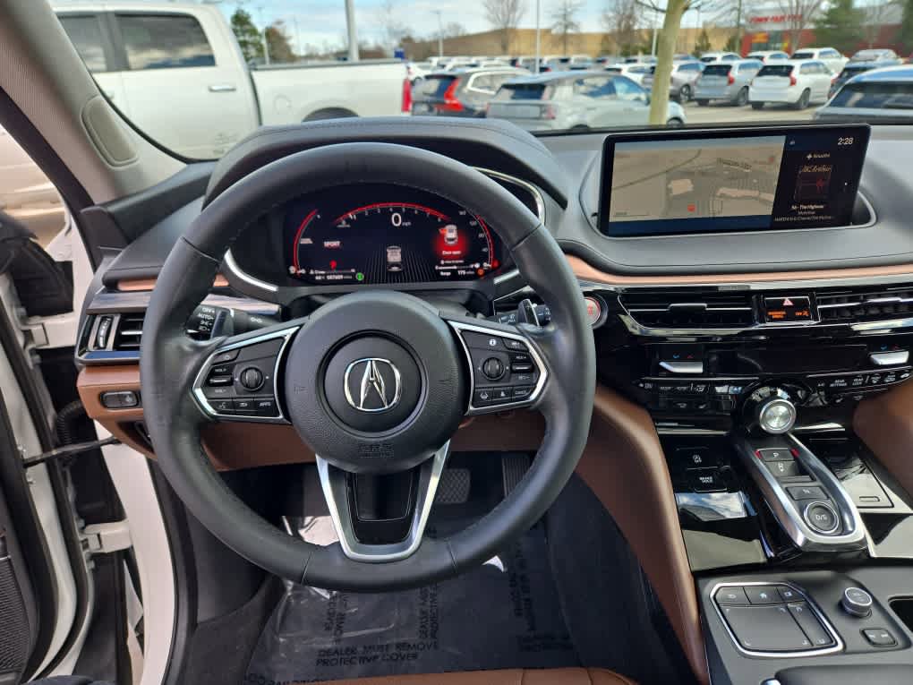 Used 2024 Acura MDX SH-AWD w/ Technology Package image 12