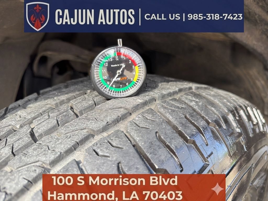 Used 2015 Nissan Frontier SV RWD image 28