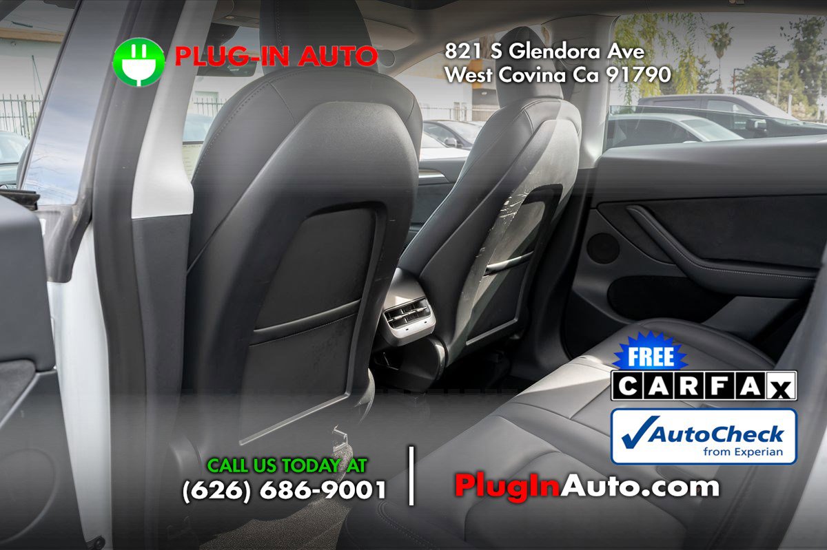 Used 2023 Tesla Model Y Performance image 10